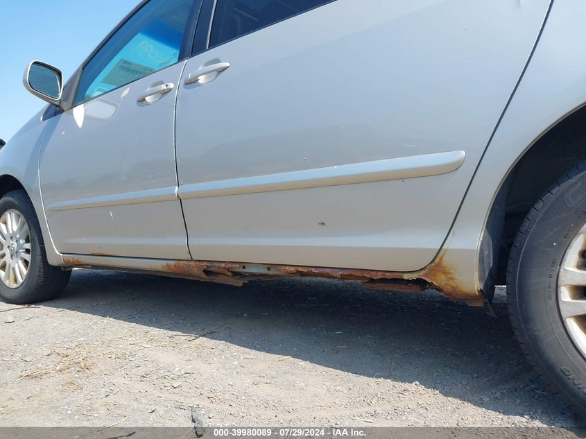 2007 Toyota Sienna Xle VIN: 5TDBK22C57S007362 Lot: 39980089