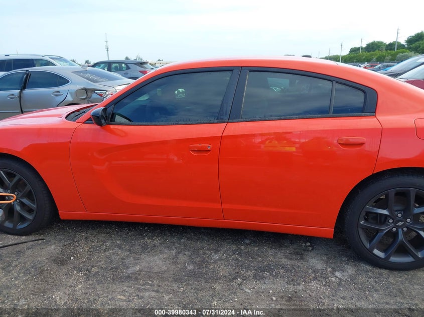 VIN 2C3CDXBG9KH573129 2019 DODGE CHARGER SXT RWD