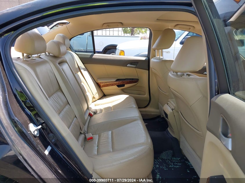 2010 Honda Accord 3.5 Ex-L VIN: 1HGCP3F82AA013028 Lot: 39980711