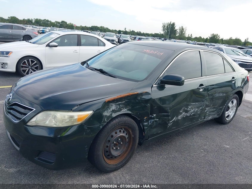 2010 Toyota Camry Le VIN: 4T1BF3EK9AU545350 Lot: 39980824