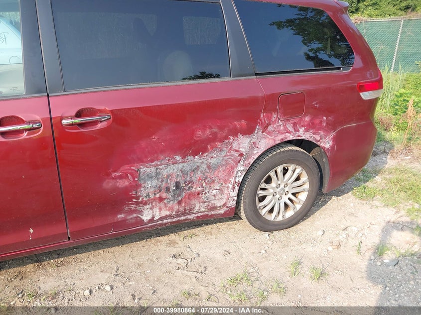 2012 Toyota Sienna Xle V6 8 Passenger VIN: 5TDYK3DC9CS231189 Lot: 39980864