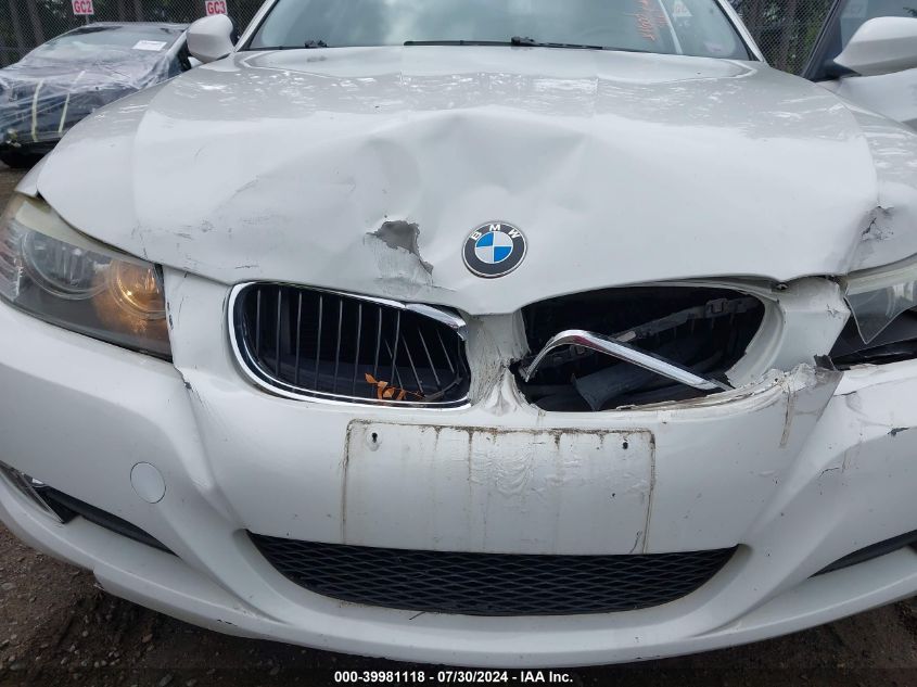 2009 BMW 328I VIN: WBAPH57559NL79967 Lot: 39981118