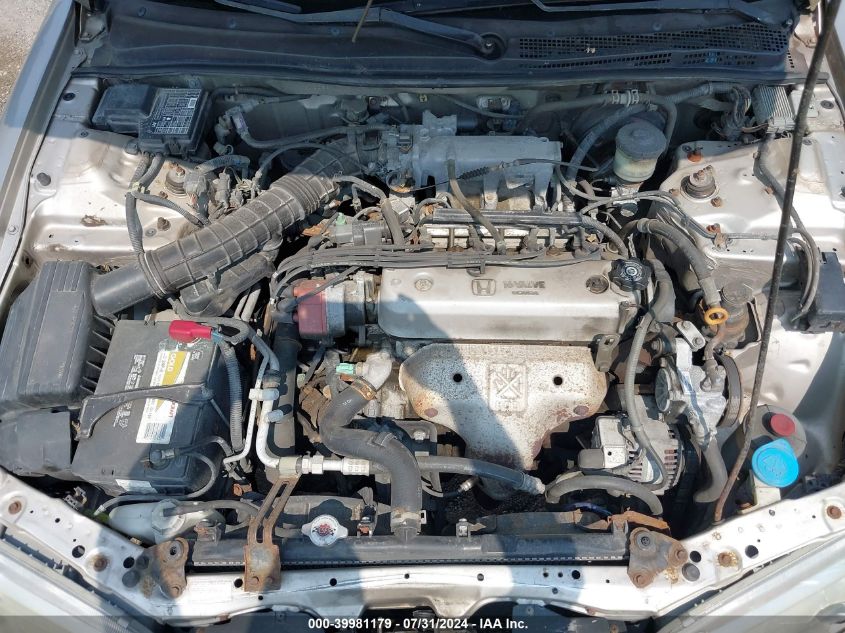 1996 Honda Accord Value VIN: 1HGCD5691TA208103 Lot: 39981179