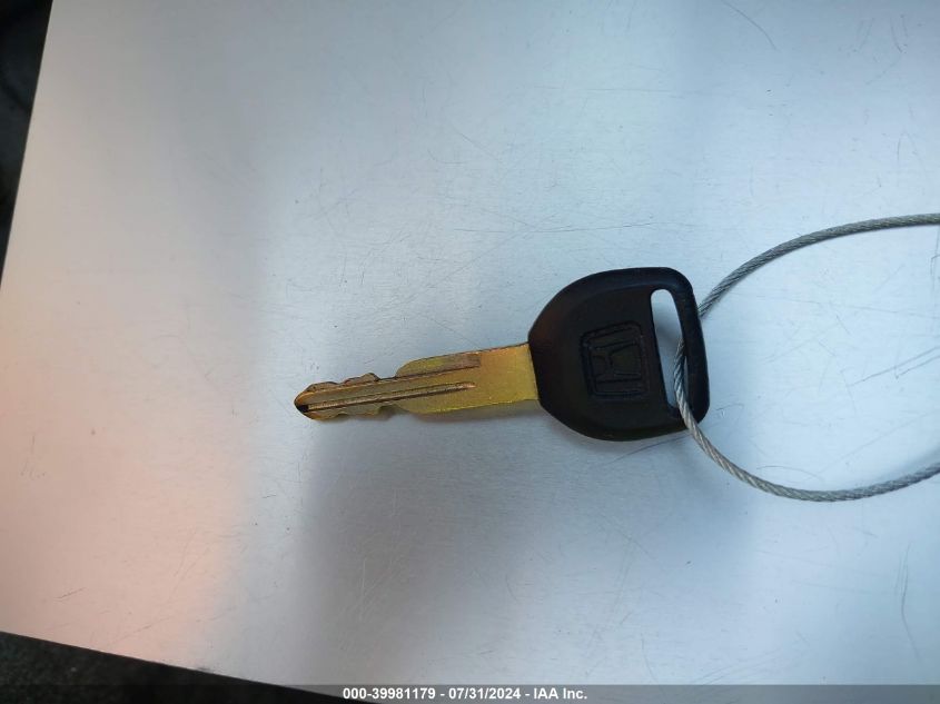 1996 Honda Accord Value VIN: 1HGCD5691TA208103 Lot: 39981179