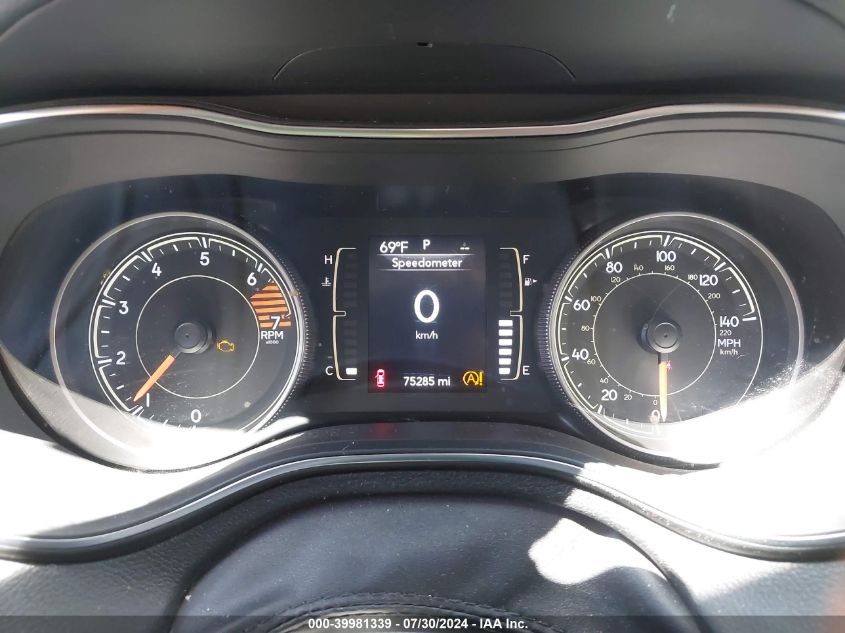 2019 Jeep Cherokee Latitude Plus Fwd VIN: 1C4PJLLB6KD204114 Lot: 39981339