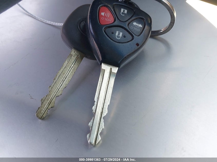 2009 Toyota Camry Le VIN: 4T4BE46K19R075565 Lot: 39981363