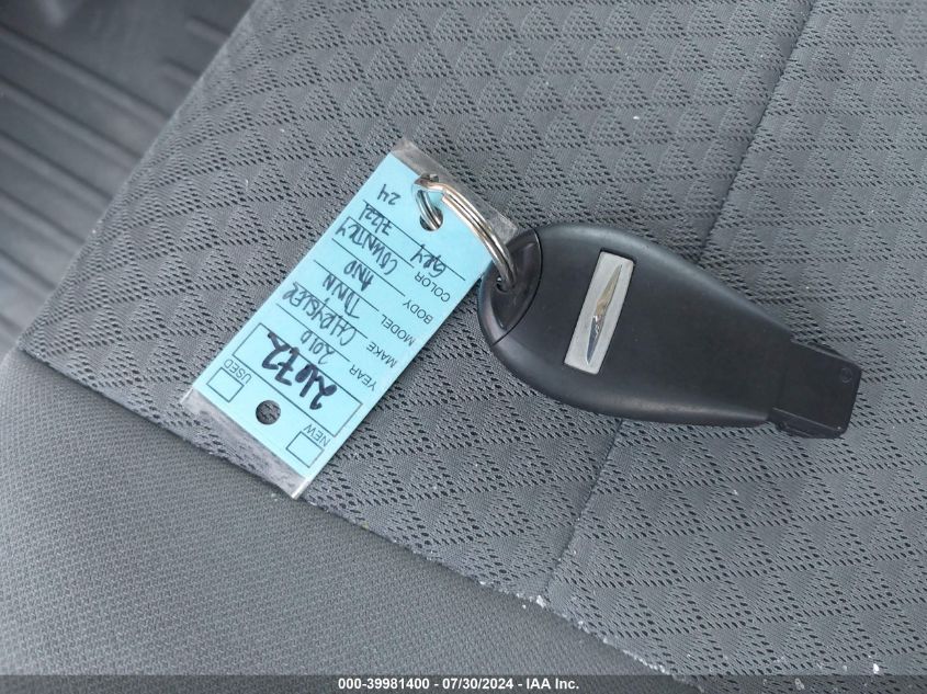 2010 Chrysler Town & Country Touring VIN: 2A4RR5D12AR212672 Lot: 39981400