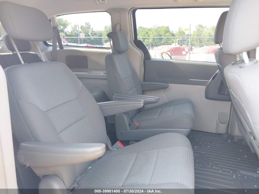 2010 Chrysler Town & Country Touring VIN: 2A4RR5D12AR212672 Lot: 39981400