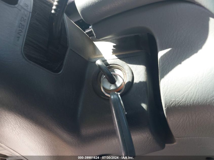 1998 Honda Cr-V Ex VIN: JHLRD1860WC087967 Lot: 39981624