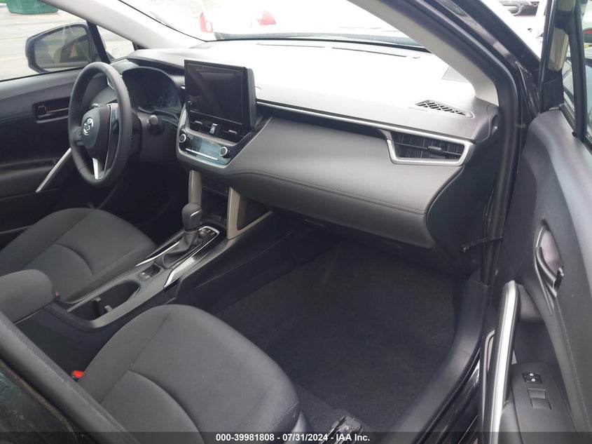 2024 Toyota Corolla Cross Le VIN: 7MUCAAAG6RV086197 Lot: 39981808
