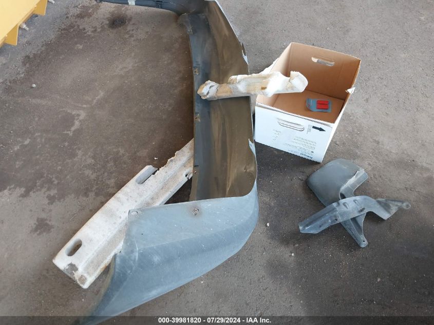 1999 Toyota Sienna Le/Xle VIN: 4T3ZF13C0XU115351 Lot: 39981820