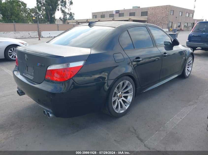 2006 BMW M5 VIN: WBSNB93576CX06605 Lot: 39981928
