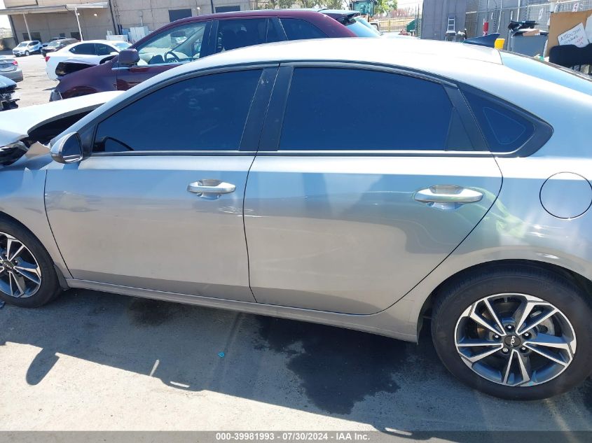 2024 Kia Forte Lxs VIN: 3KPF24AD2RE703858 Lot: 39981993