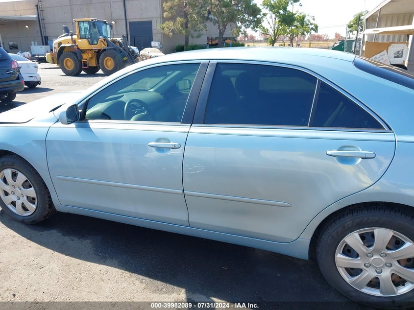 2008 Toyota Camry Le VIN: 4T1BE46K18U742241 Lot: 39982089