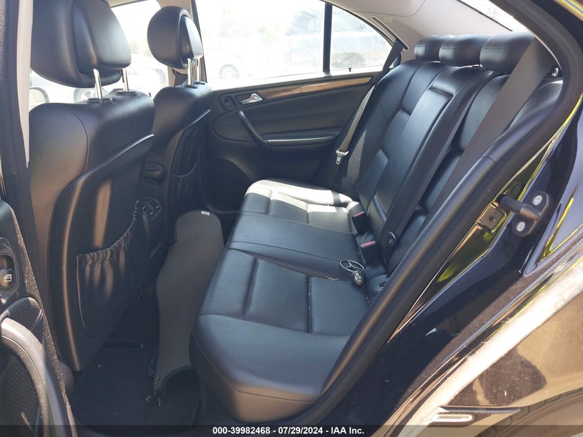 2007 Mercedes-Benz C 230 Sport VIN: WDBRF52H17A914752 Lot: 39982468