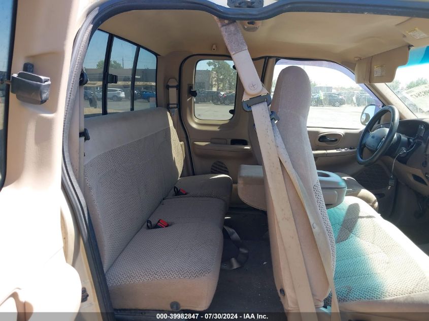 1999 Ford F-150 Lariat/Xl/Xlt VIN: 1FTRX18L8XKC22985 Lot: 39982847