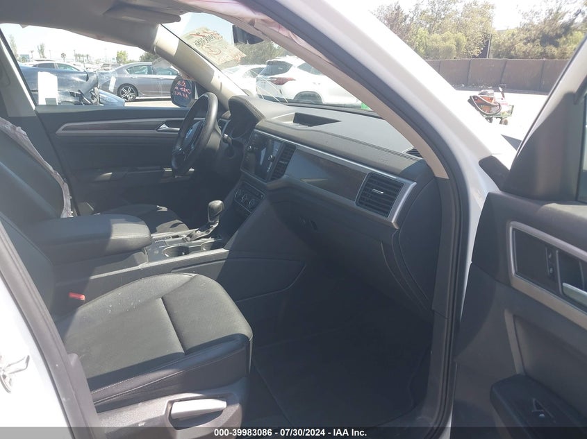 VIN 1V2WR2CA0KC563582 2019 VOLKSWAGEN ATLAS 3.6L V6 SE W/TECHNOLOGY