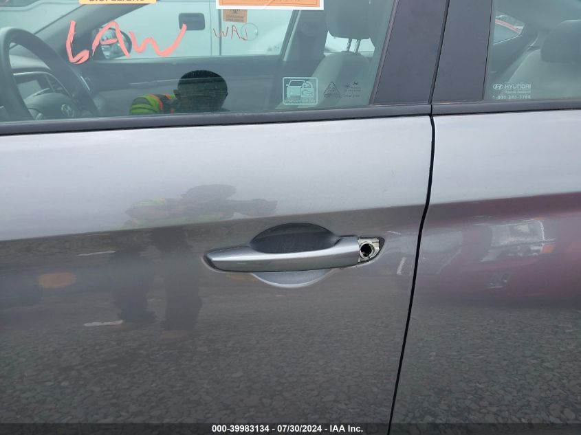 2018 HYUNDAI ELANTRA SEL - 5NPD84LF7JH249272