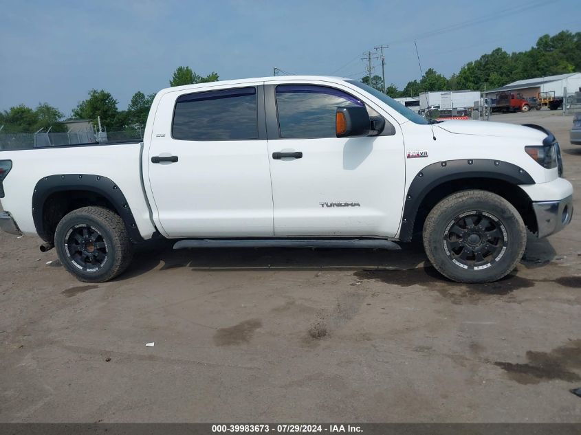 2007 Toyota Tundra Sr5 5.7L V8 VIN: 5TBDV54127S488399 Lot: 39983673