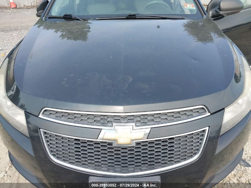 2013 Chevrolet Cruze Ls Auto VIN: 1G1PA5SG1D7230963 Lot: 39983852