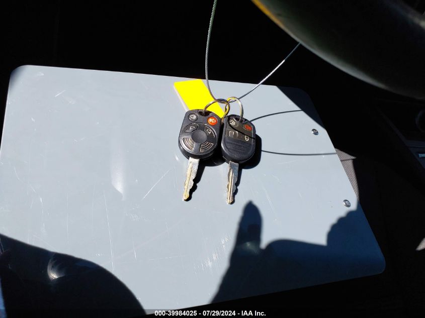 2011 Ford Fusion Se VIN: 3FAHP0HA8BR103235 Lot: 39984025