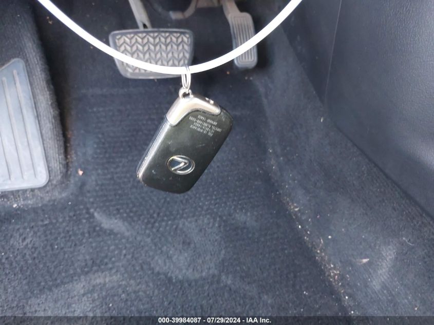 2011 Lexus Ct 200H Premium VIN: JTHKD5BHXB2032229 Lot: 39984087