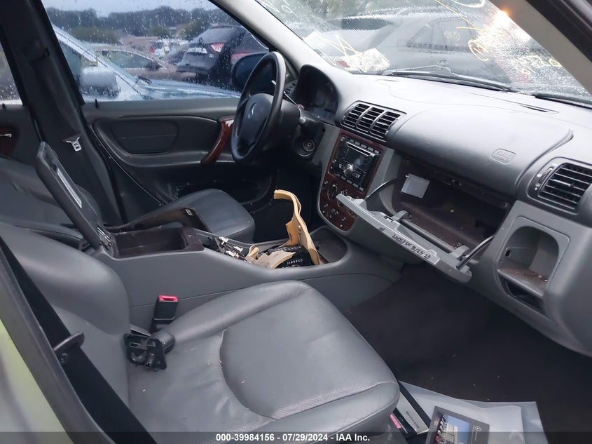 1999 Mercedes-Benz Ml 320 VIN: 4JGAB54E9XA060599 Lot: 39984156