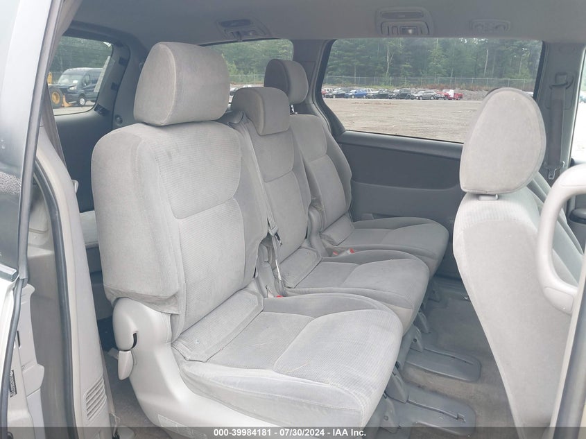 2005 Toyota Sienna Le VIN: 5TDZA23C65S272109 Lot: 39984181