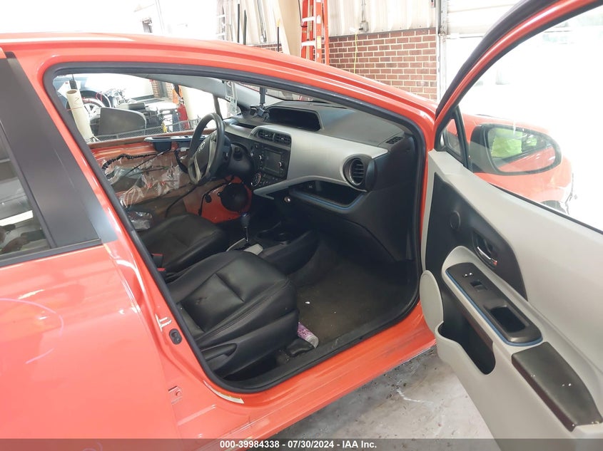 2012 Toyota Prius C VIN: JTDKDTB30C1014873 Lot: 39984338