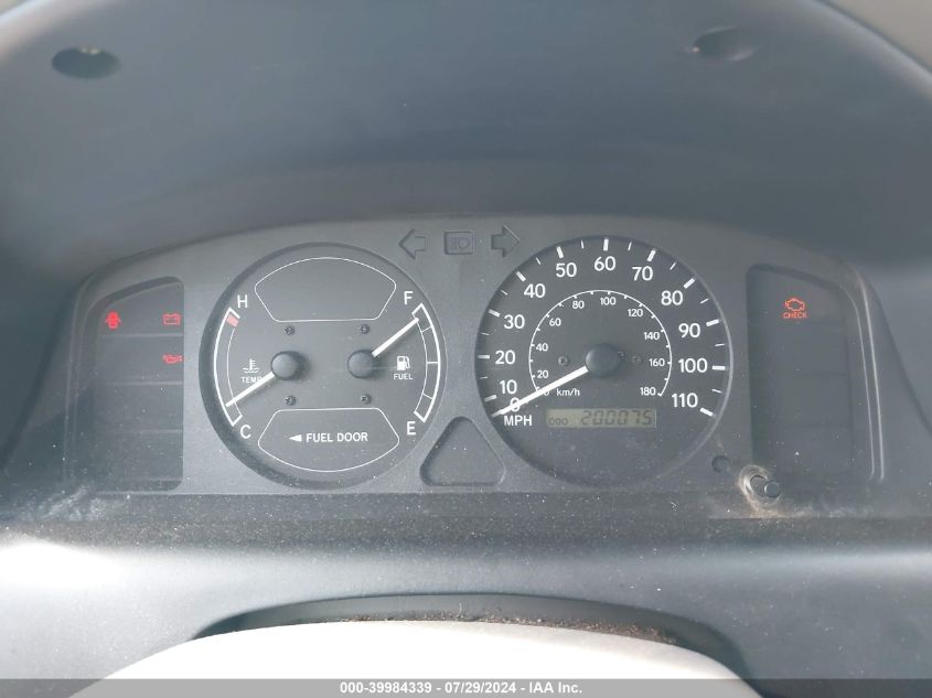 1999 Chevrolet Prizm VIN: 1Y1SK5281XZ401044 Lot: 39984339