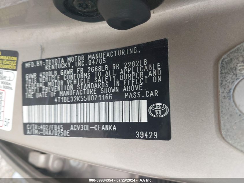 2005 Toyota Camry Le VIN: 4T1BE32K55U071166 Lot: 39984354