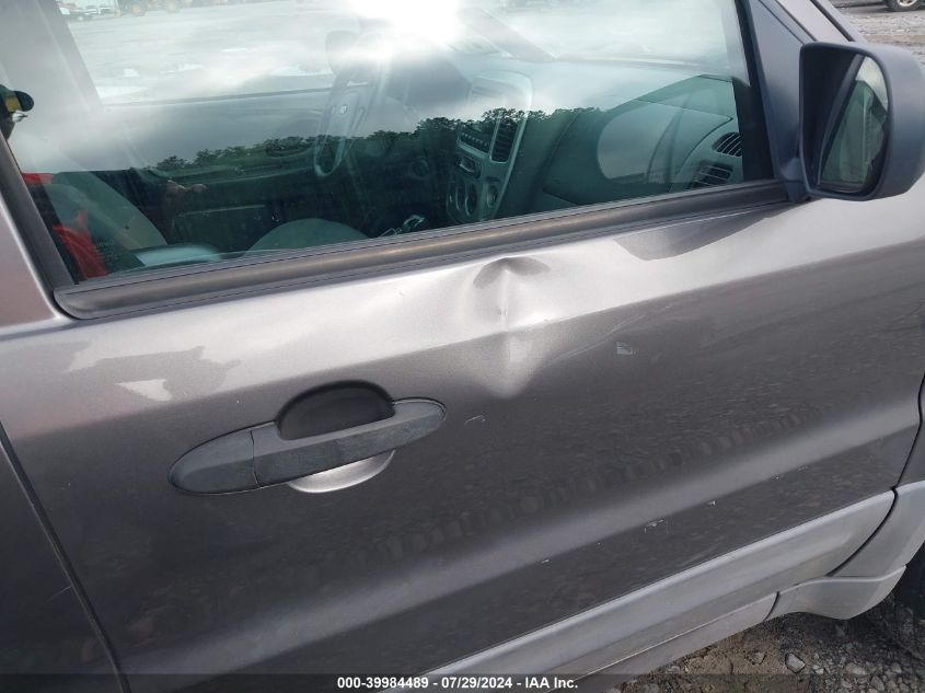 2005 Ford Escape Xlt VIN: 1FMYU93175KC43117 Lot: 39984489