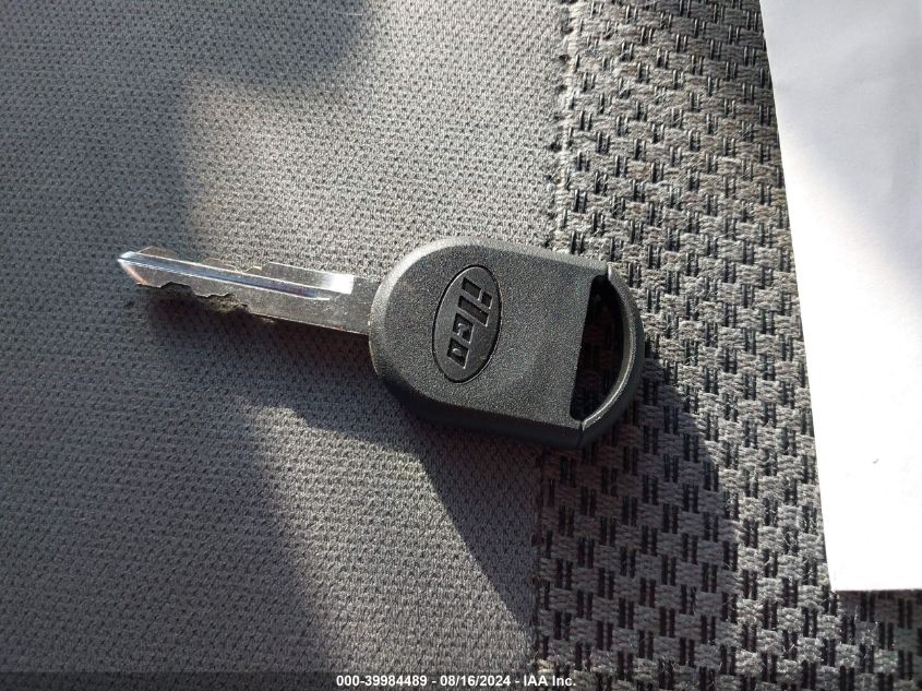 2005 Ford Escape Xlt VIN: 1FMYU93175KC43117 Lot: 39984489