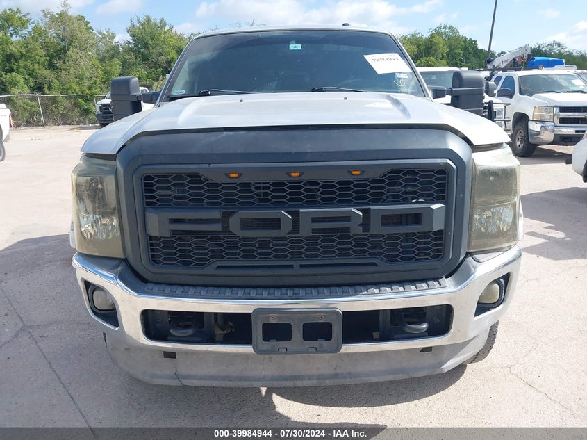 2011 Ford F-250 Lariat VIN: 1FT7W2BT5BEB44987 Lot: 39984944