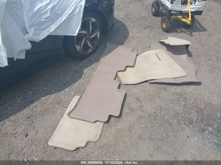 2005 Toyota Highlander Limited V6 VIN: JTEEP21A550108623 Lot: 39985055