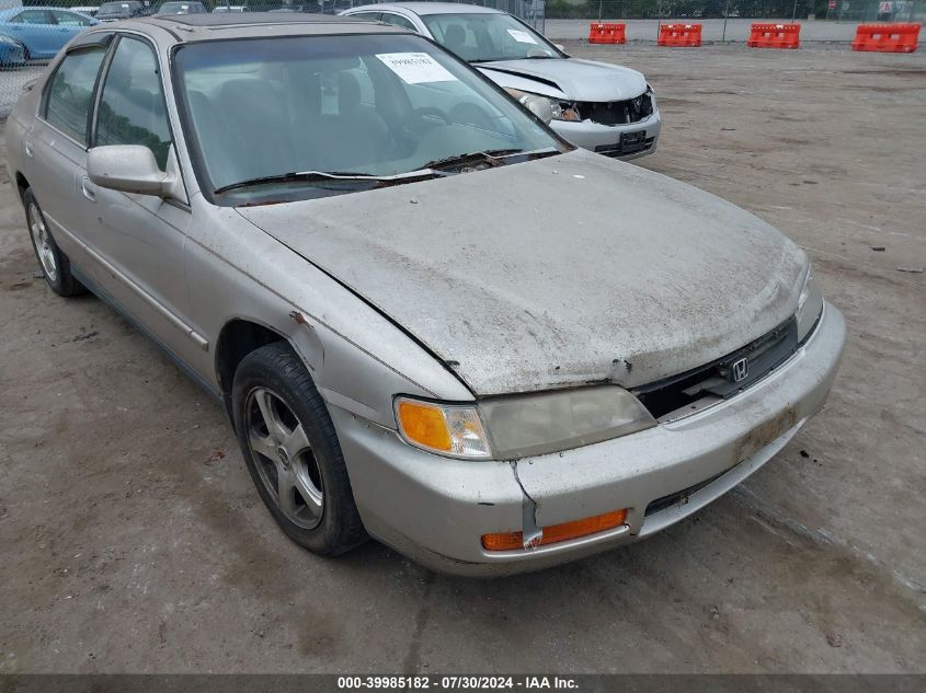 1996 Honda Accord Ex/Ex-R VIN: 1HGCD5658TA084473 Lot: 39985182