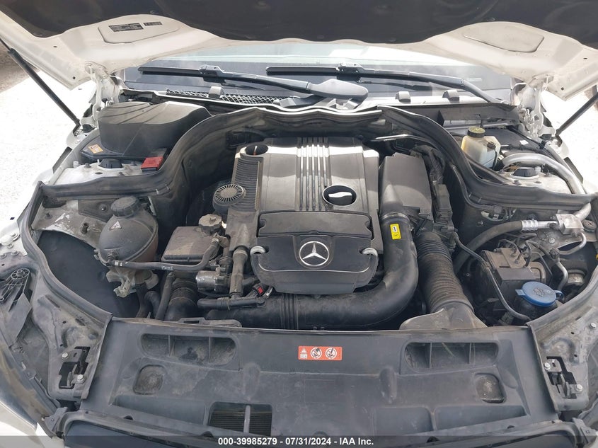 2015 Mercedes-Benz C 250 VIN: WDDGJ4HB8FG404758 Lot: 39985279