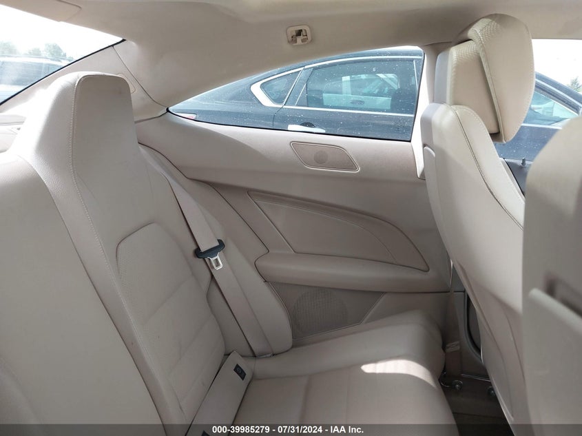 2015 Mercedes-Benz C 250 VIN: WDDGJ4HB8FG404758 Lot: 39985279