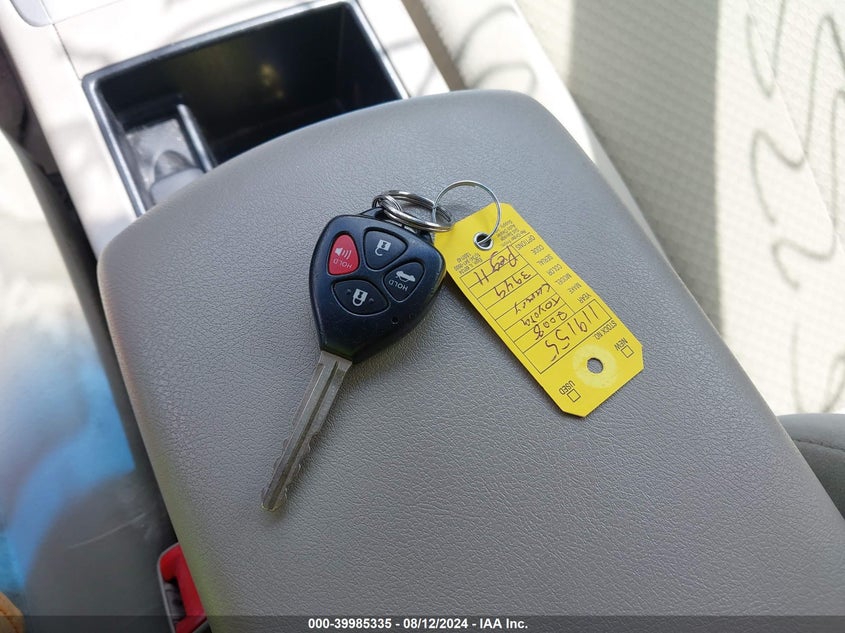 2008 Toyota Camry Ce/Le/Xle/Se VIN: 4T1BE46K18U753949 Lot: 39985335