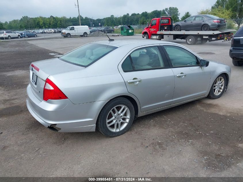 2012 Ford Fusion S VIN: 3FAHP0GA9CR326032 Lot: 39985451