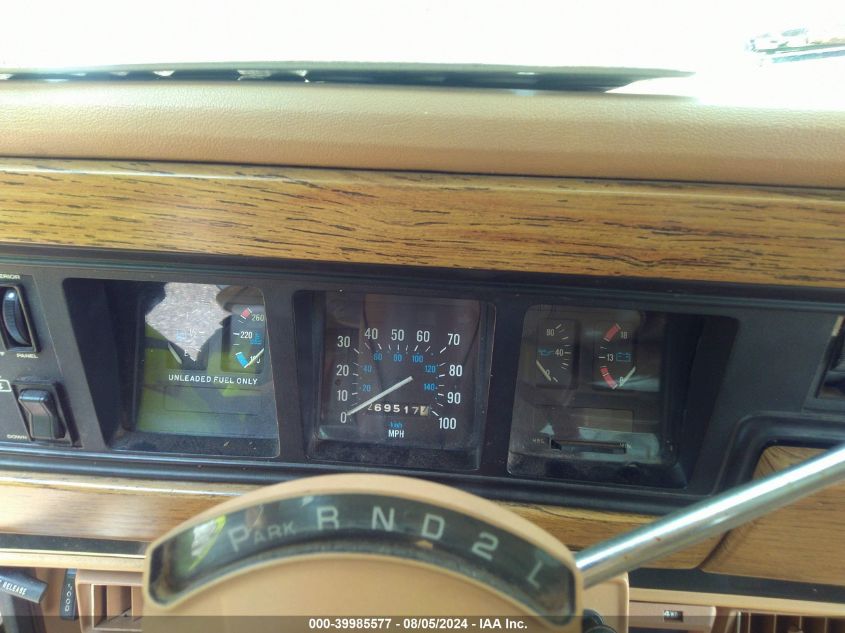 1988 Jeep Grand Wagoneer VIN: 1JCNJ15U3JT064617 Lot: 39985577