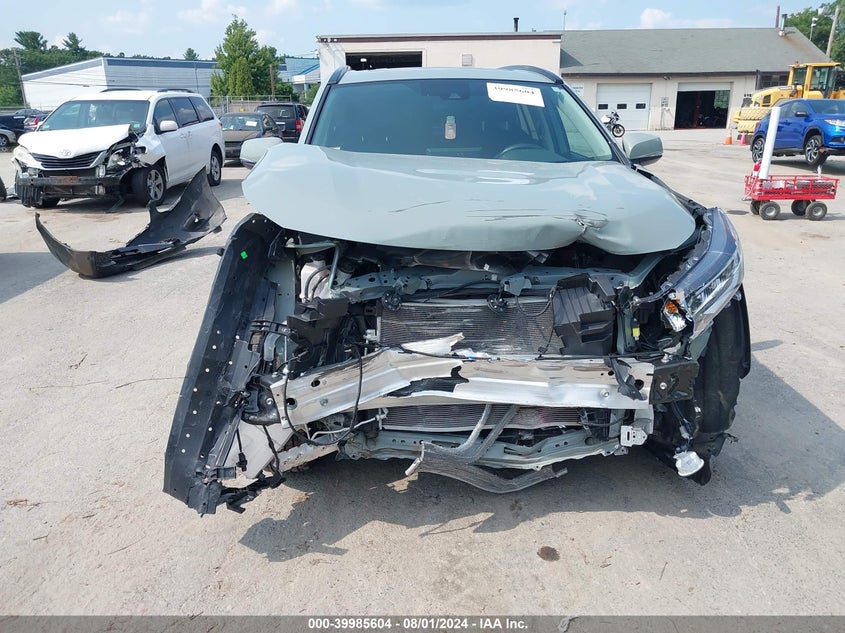 VIN 2T3P1RFV5MW205107 2021 TOYOTA RAV4 XLE