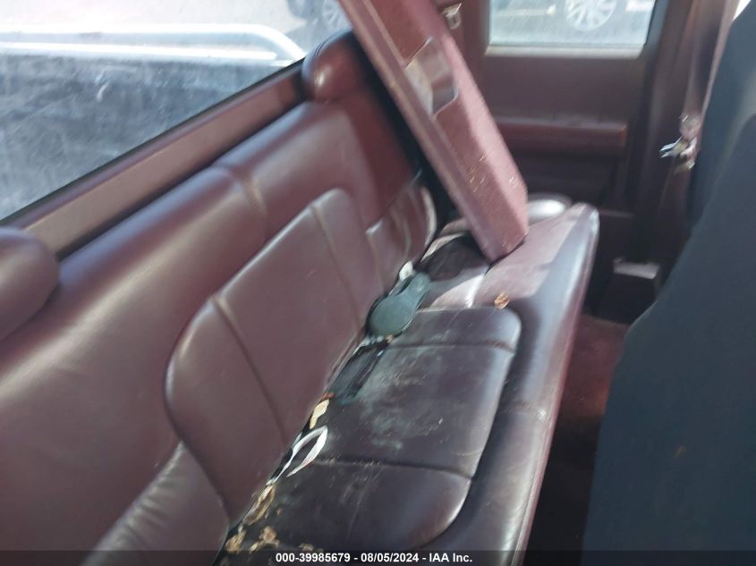 1996 Chevrolet Gmt-400 K1500 VIN: 2GCEK19R7T1257608 Lot: 39985679