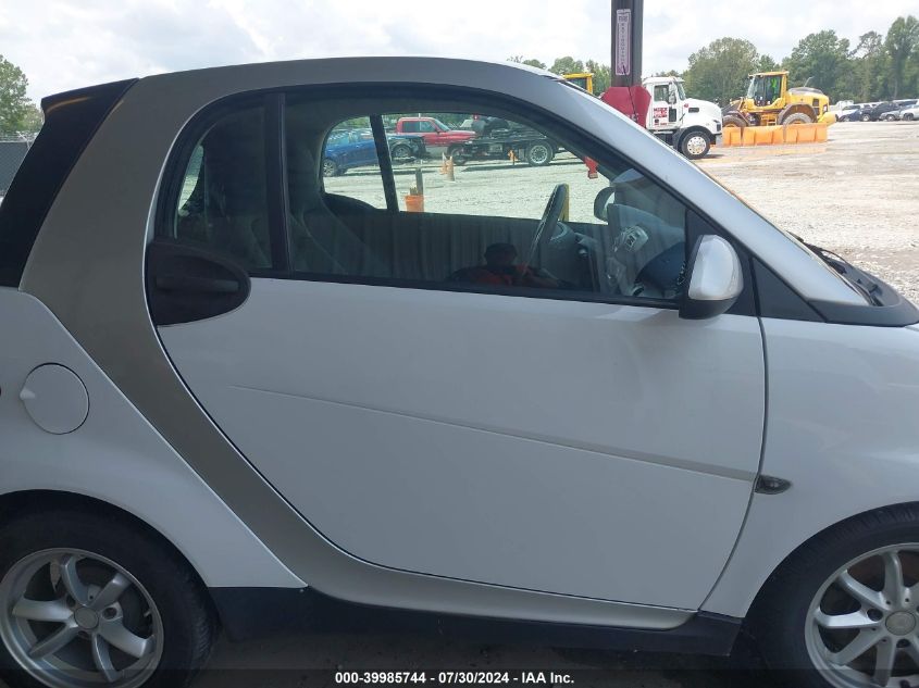 2015 Smart Fortwo Passion/Pure VIN: WMEEJ3BA9FK820389 Lot: 39985744