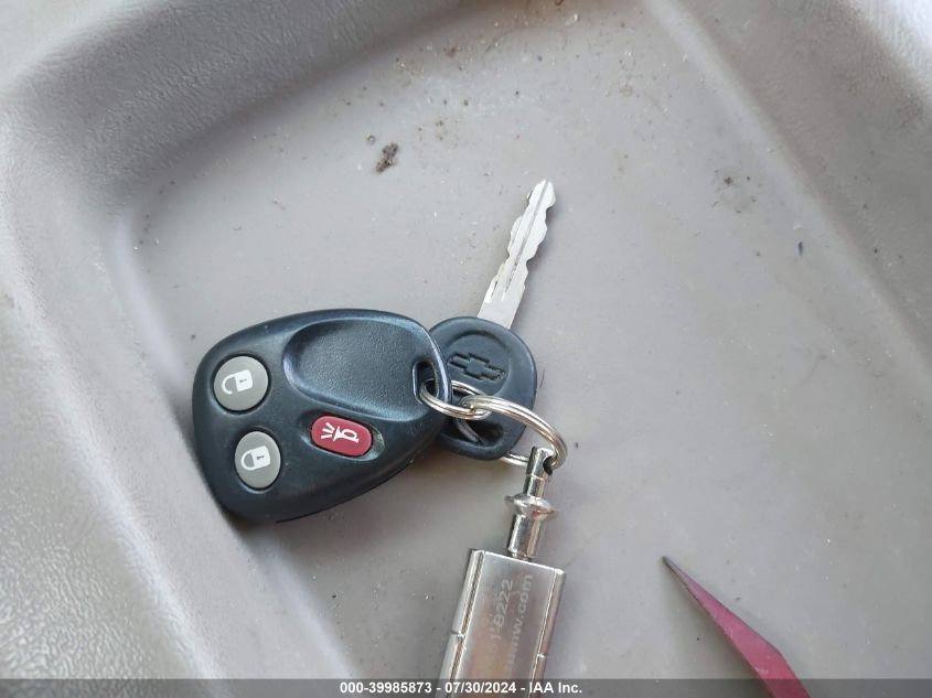 2004 Chevrolet Tahoe Lt VIN: 1GNEC13Z44J310737 Lot: 39985873