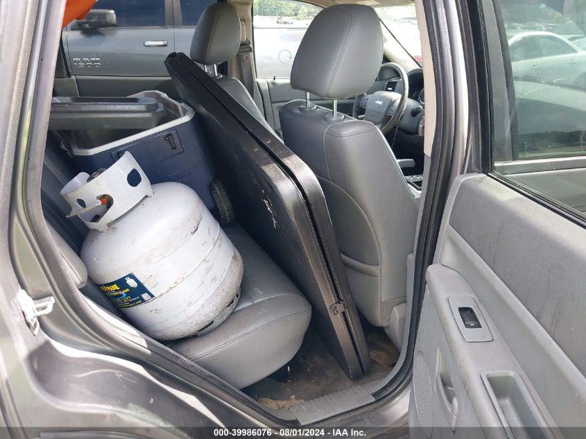 2007 Jeep Grand Cherokee Laredo VIN: 1J8GR48KX7C675325 Lot: 39986076