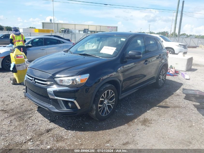 JA4AR3AWXJZ012582 2018 MITSUBISHI OUTLANDER - Image 2