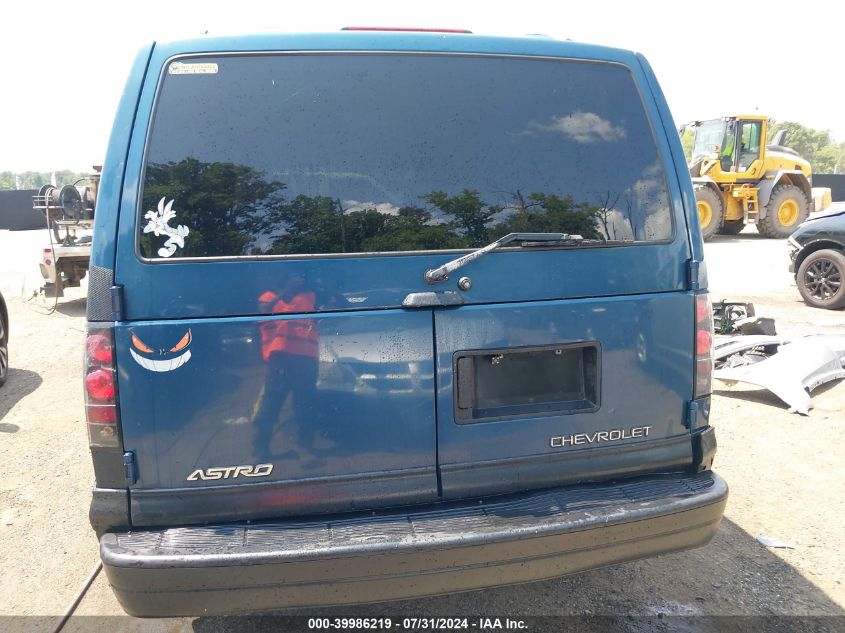 2002 Chevrolet Astro Ls VIN: 1GNEL19X52B131801 Lot: 39986219