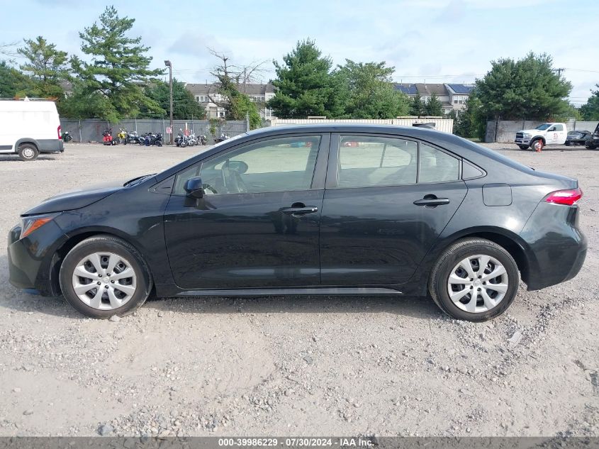 2020 TOYOTA COROLLA LE - JTDEPRAE0LJ049536