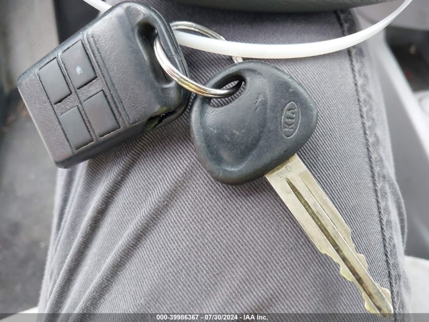 2009 Kia Spectra Ex VIN: KNAFE221995612448 Lot: 39986367